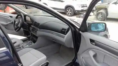 Sloopvoertuig bmw serie 3 berlina (e46) 320i van het jaar 2000 aangedreven 226s1