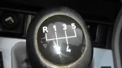 Sloopvoertuig bmw serie 3 berlina (e46) 320i van het jaar 2000 aangedreven 226s1