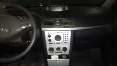 Scrapping Vehicle opel meriva blue line of the year 2004 powered z17dth