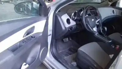 Veículo de Sucata chevrolet cruze lt do ano 2010 alimentado z20s1