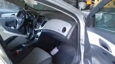 Veículo de Sucata chevrolet cruze lt do ano 2010 alimentado z20s1