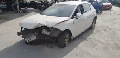 Scrapping Vehicle SEAT LEON (5F1) Reference of the year 2016 powered CYV
