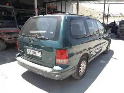 Sloopvoertuig kia carnival ii 2.9 crdi cat van het jaar 2003 aangedreven j3
