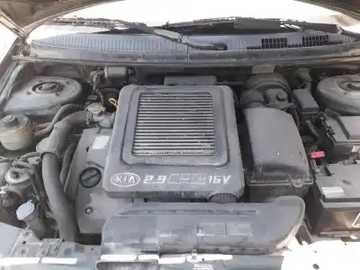 Sloopvoertuig kia carnival ii 2.9 crdi cat van het jaar 2003 aangedreven j3