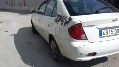 Veículo de Sucata hyundai accent (lc) gls crdi do ano 2004 alimentado d3ea