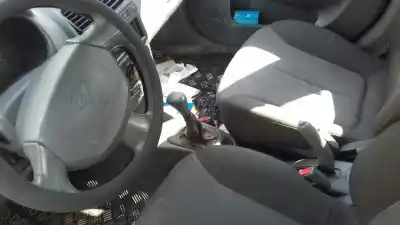 Veículo de Sucata hyundai accent (lc) gls crdi do ano 2004 alimentado d3ea