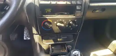 Veículo de Sucata opel vectra b berlina básico (1999->) do ano 1999 alimentado x18xe