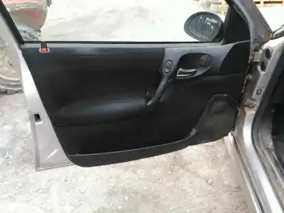 Veículo de Sucata opel vectra b berlina básico do ano 2002 alimentado z16xe