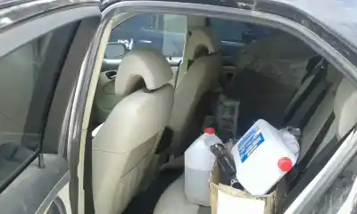 Sloopvoertuig saab 9-3 berlina 2.2 16v tid cat van het jaar 2004 aangedreven d223l