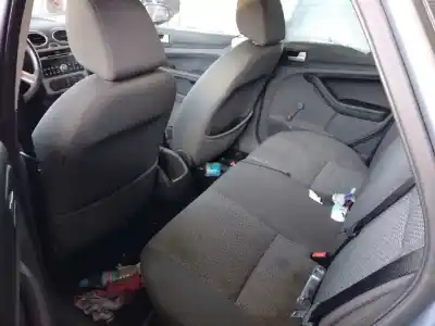 Veicolo di demolizione ford focus berlina (cap) ambiente (d) dell'anno 2007 alimentato hhda