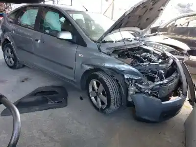 Veicolo di demolizione ford focus berlina (cap) ambiente (d) dell'anno 2007 alimentato hhda