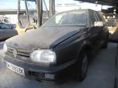 Sloopvoertuig VOLKSWAGEN GOLF III BERLINA (1H1) VR6 van het jaar 1996 aangedreven AAA