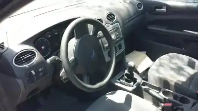 Veicolo di demolizione ford focus berlina (cap) ambiente (d) dell'anno 2005 alimentato hhda