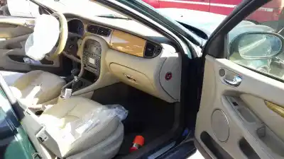 Scrapping Vehicle jaguar x-type 2.0 d classic of the year 2005 powered 6g