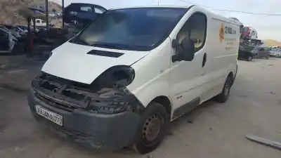 Hurda Aracı RENAULT TRAFIC COMBI (AB 4.01) 9 - plazas (L1H1) 2.9t Combi corto Yılın 2010 güçlü M9R786