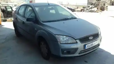Veicolo di demolizione ford focus berlina (cap) ghia dell'anno 2005 alimentato g8da