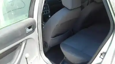 Veicolo di demolizione ford focus berlina (cap) ghia dell'anno 2005 alimentato g8da