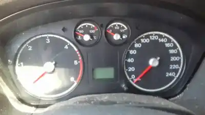 Veicolo di demolizione ford focus berlina (cap) ghia dell'anno 2005 alimentato g8da