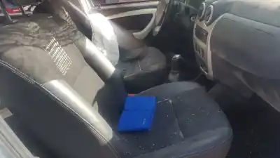 Здавання транспортного засобу dacia sandero básico року 2012 потужний d4f732