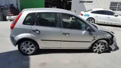 Veículo de Sucata ford fiesta (cbk) ambiente do ano 2002 alimentado fxjb