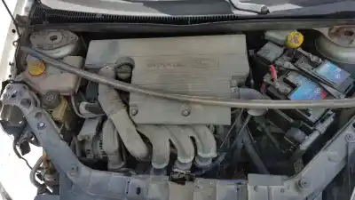 Veículo de Sucata ford fiesta (cbk) ambiente do ano 2002 alimentado fxjb