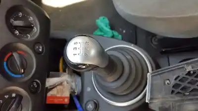 Veículo de Sucata ford fiesta (cbk) ambiente do ano 2002 alimentado fxjb