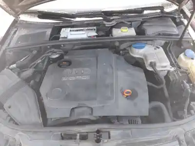 Veículo de Sucata audi a4 berlina (8e) 2.0 tdi do ano 2005 alimentado blb