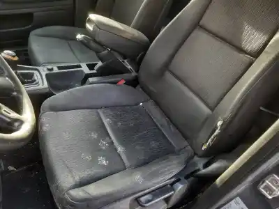 Vehicul casat audi a4 berlina (8e) 2.0 tdi al anului 2006 alimentat bre