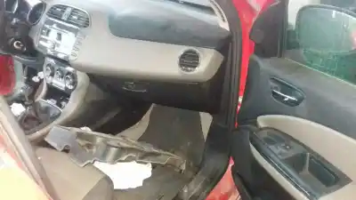 Veículo de Sucata fiat bravo (198) 1.6 16v active multijet (77kw) do ano 2010 alimentado 198a3000