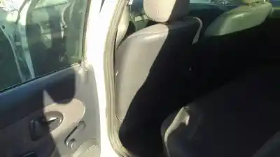 Утилизация автомобиля renault clio ii fase ii (b/cb0) base authentique года 2004 питание k9k704