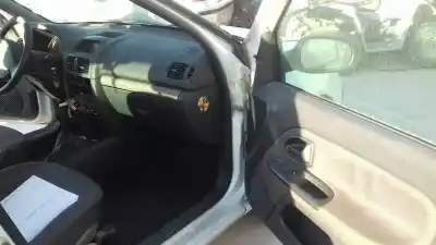 Утилизация автомобиля renault clio ii fase ii (b/cb0) base authentique года 2004 питание k9k704