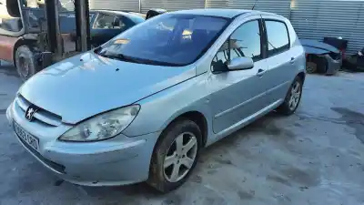 Vehículo de desguace peugeot                                            307 (s1)                                                                                                                                                                                                                                                   xs                                                                                                                                                                                                                                                         del año 2004 con motor rhs