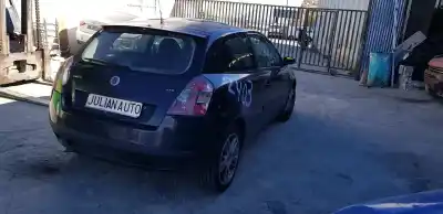 Sloopvoertuig fiat stilo (192) 1.9 jtd / 1.9 jtd 115 active van het jaar 2004 aangedreven 192a1000