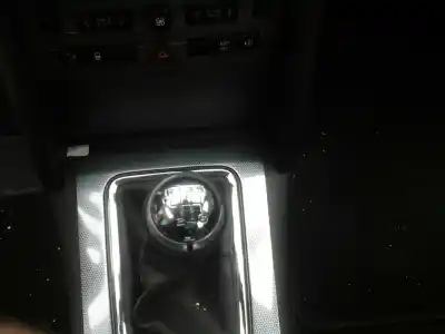 Veículo de Sucata peugeot 407 sw st sport pack do ano 2006 alimentado fyh