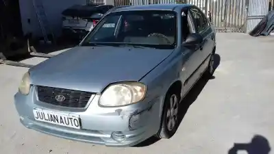 Veículo de Sucata hyundai accent (lc) gl 4p do ano 2003 alimentado g4ea