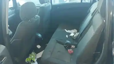 Véhicule à la ferraille opel                                               zafira b                                                                                                                                                                                                                                                   cosmo                                                                                                                                                                                                                                                      de l'année 2007 alimenté z19dt