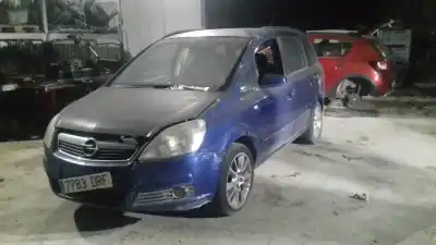 Véhicule à la ferraille OPEL                                               ZAFIRA B                                                                                                                                                                                                                                                   Z16XEP                                                                                                                                                                                                                                                     de l'année 2005 alimenté Z16XEP