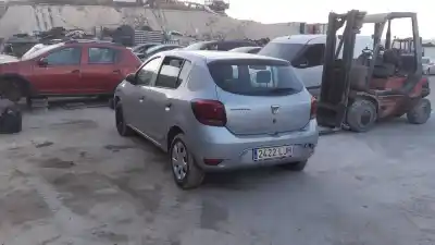 Veicolo di demolizione dacia sandero stepway essential dell'anno 2020 alimentato b4dg490