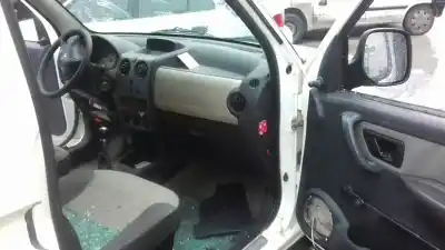 Veículo de Sucata citroen berlingo 1.6 hdi 75 sx familiar do ano 2007 alimentado 9hw