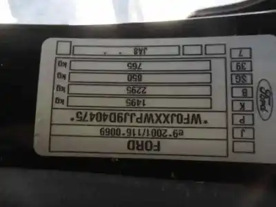 Sloopvoertuig ford fiesta (cb1) titanium van het jaar 2009 aangedreven spja