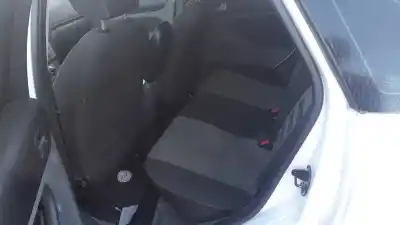 Veicolo di demolizione ford focus lim. (cb4) focus lim. (cb4) (2007 - 2011) dell'anno 2009 alimentato g8db