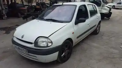 Veículo de Sucata renault clio ii fase i (b/cbo) 1.2 do ano 1999 alimentado d7fd720
