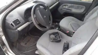 Здавання транспортного засобу renault clio ii fase ii (b/cb0) року 2003 потужний k9k704