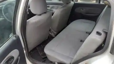Здавання транспортного засобу renault clio ii fase ii (b/cb0) року 2003 потужний k9k704