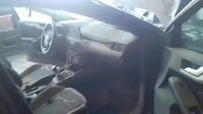 Scrapping Vehicle ford focus st-line of the year 2019 powered ztda