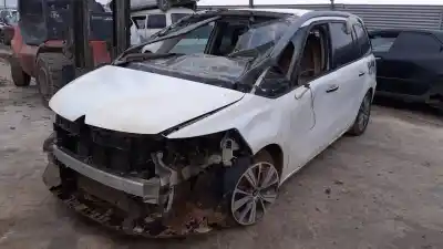Scrapping Vehicle citroen c4 picasso 1.2 12v e-thp / puretech of the year 2016 powered hn02
