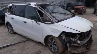 Scrapping Vehicle citroen c4 picasso 1.2 12v e-thp / puretech of the year 2016 powered hn02