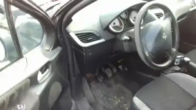 Veículo de Sucata peugeot 207 207 1.4 hdi do ano 2007 alimentado 8hz