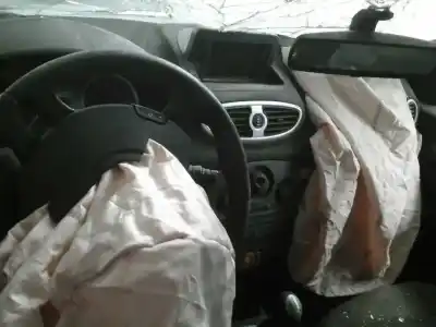 Scrapping Vehicle renault clio iii authentique of the year 2009 powered k9k766