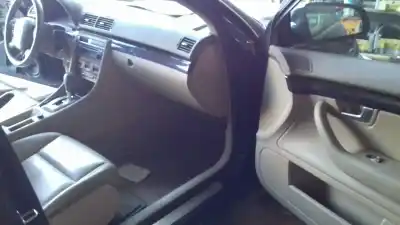 Veículo de Sucata audi a4 berlina (8e) 2.0 tdi do ano 2005 alimentado bre